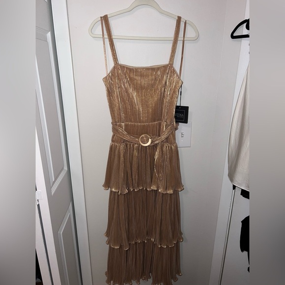 Mac Duggal - NWT - 27062 Ruffle Tiered Buckle Detail Dress - Gold Metallic $398 - Picture 8 of 10